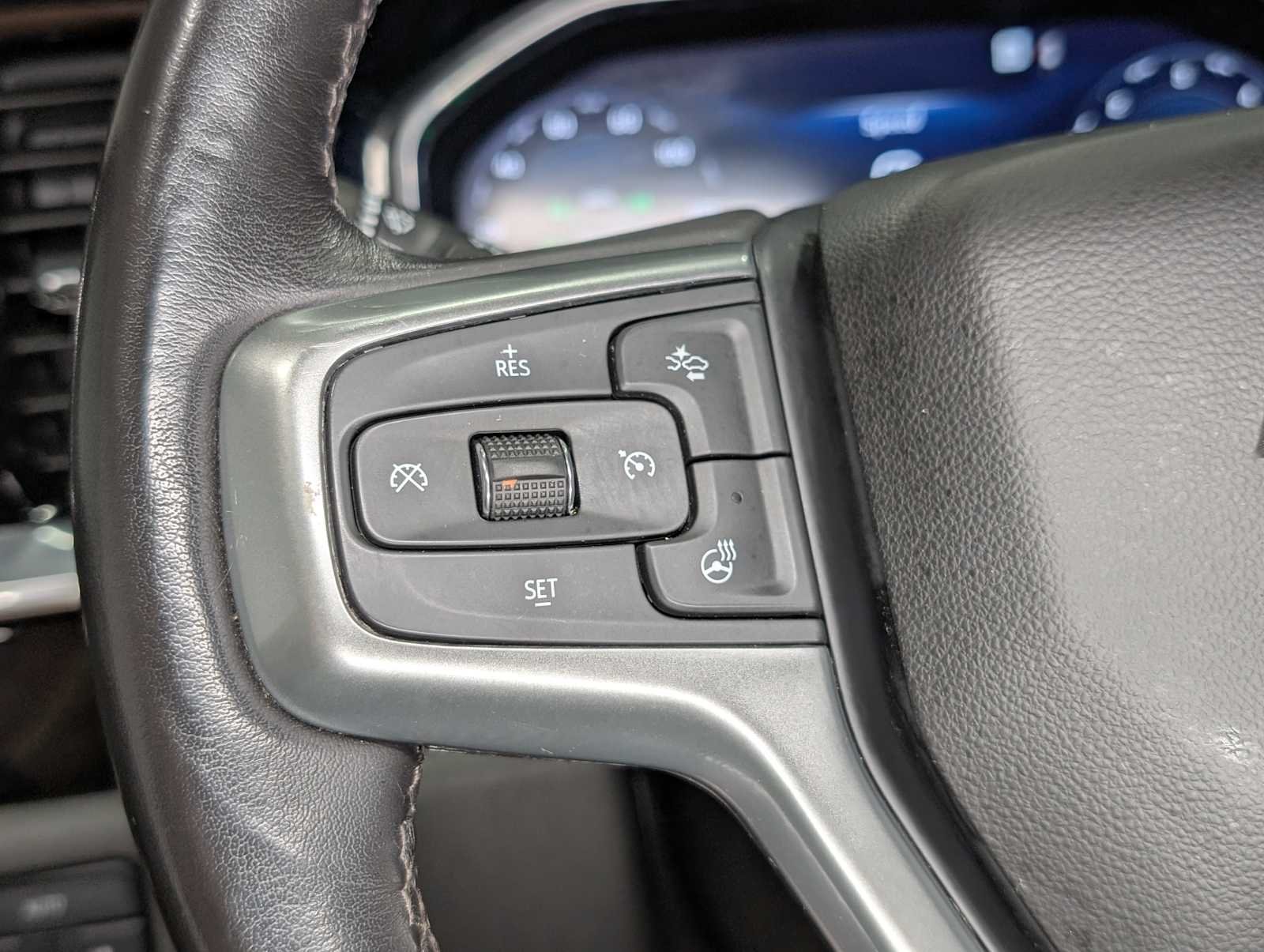 Used 2022 Black Chevrolet LT image 32