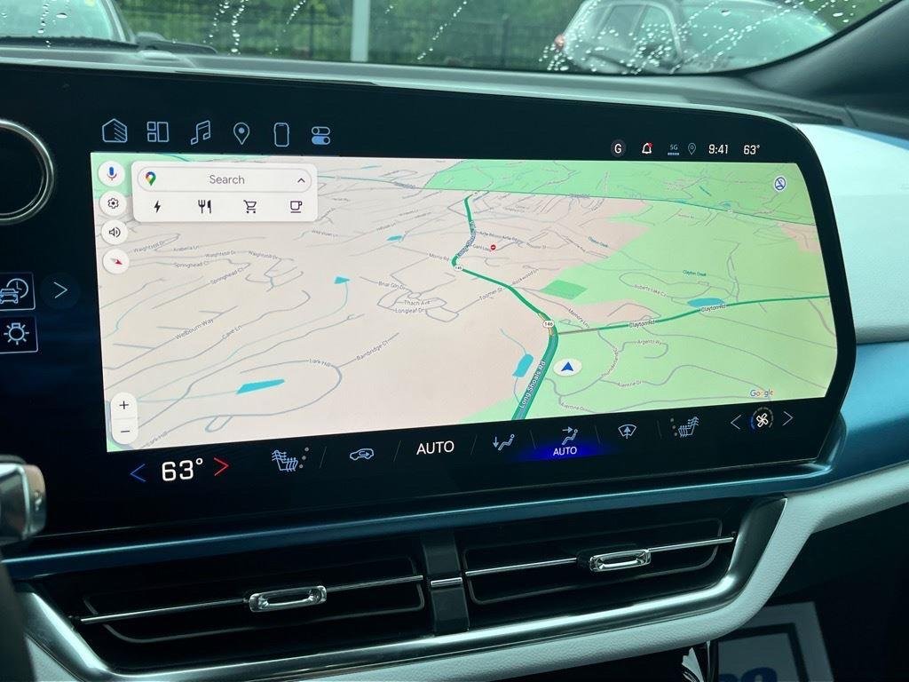 2025 Chevrolet Equinox EV LT - Photo 10