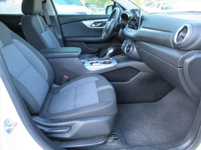Used 2024 White Chevrolet LT image 10