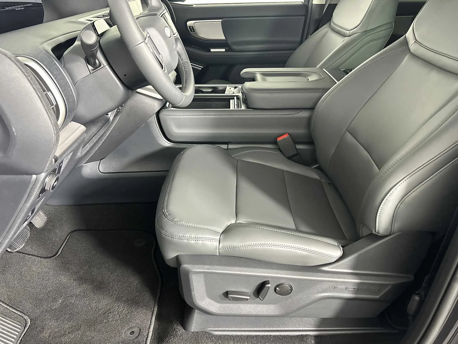 New 2026 Dark Matter Gray Ford Active image 9