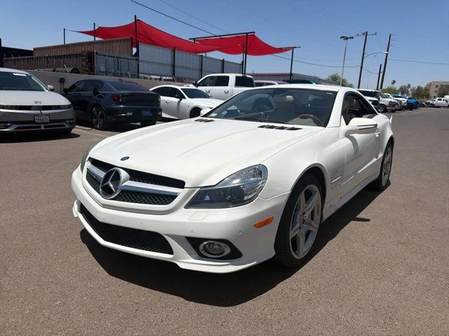 Used 2009  Mercedes-Benz SL 550 image 3
