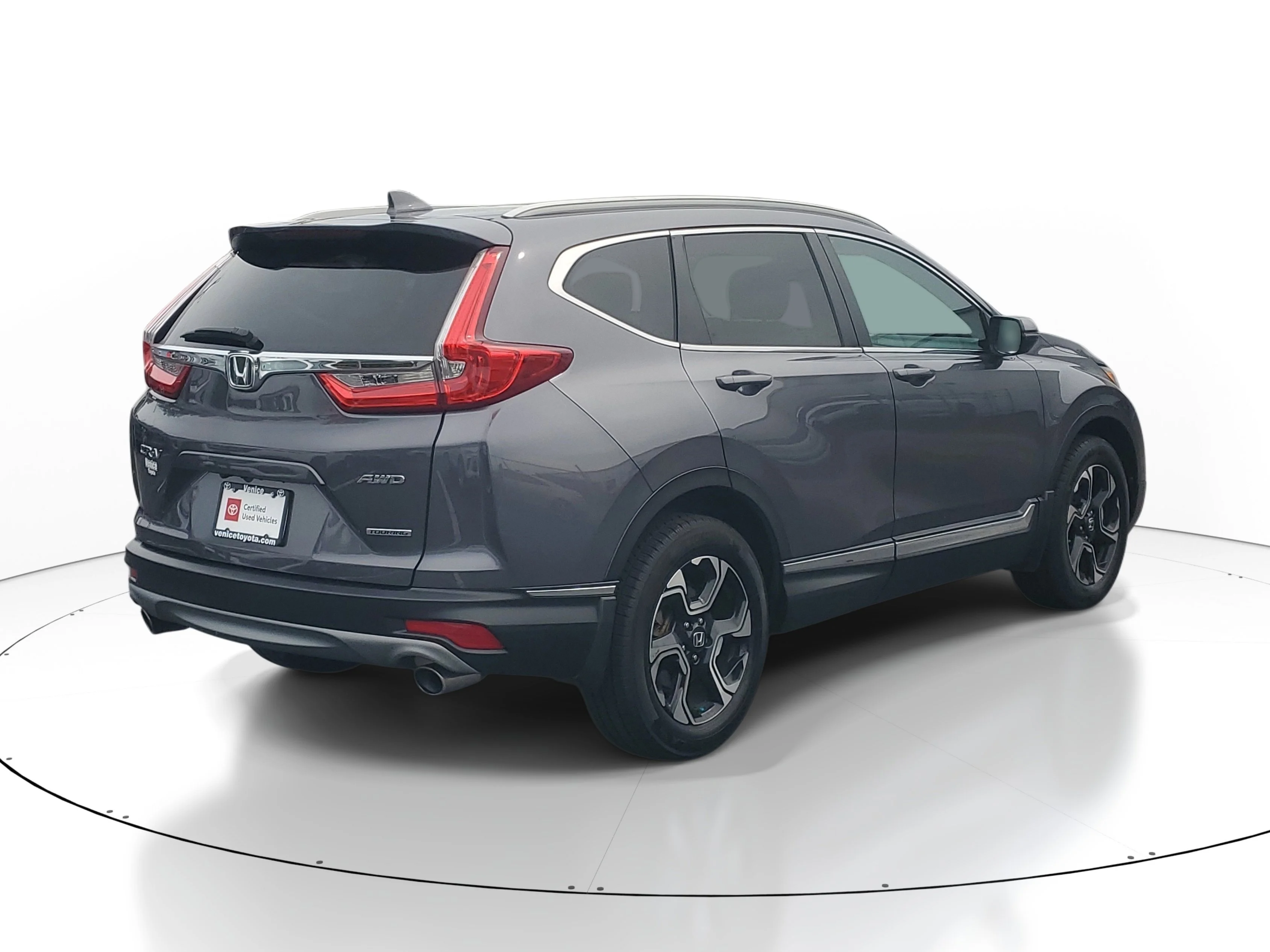 Used 2019 Gunmetal Metallic Honda Touring image 6