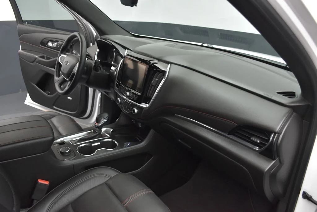 Used 2024 White Chevrolet RS image 26