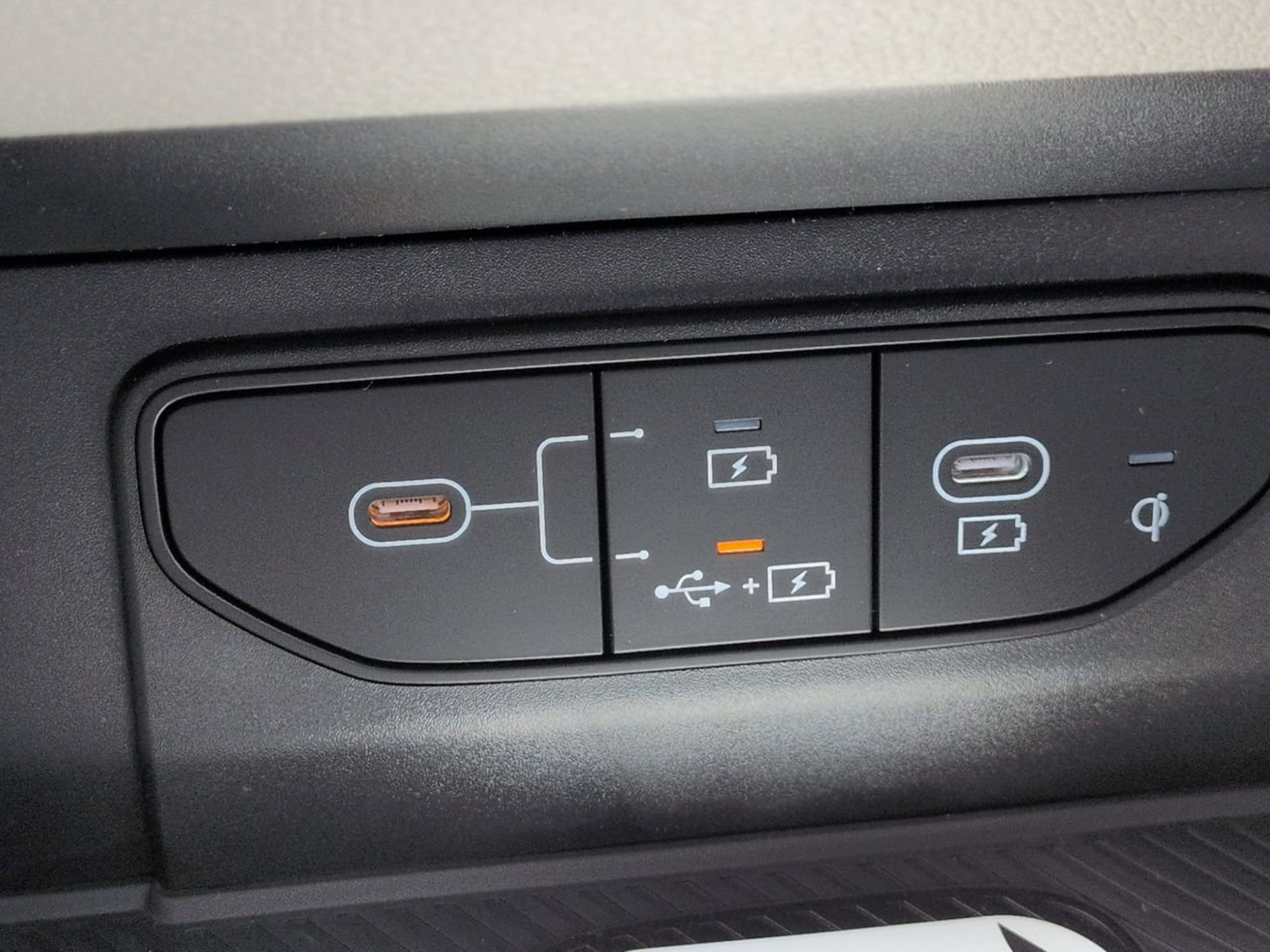 New 2026 Panthera Metal Gray Kia EX image 27