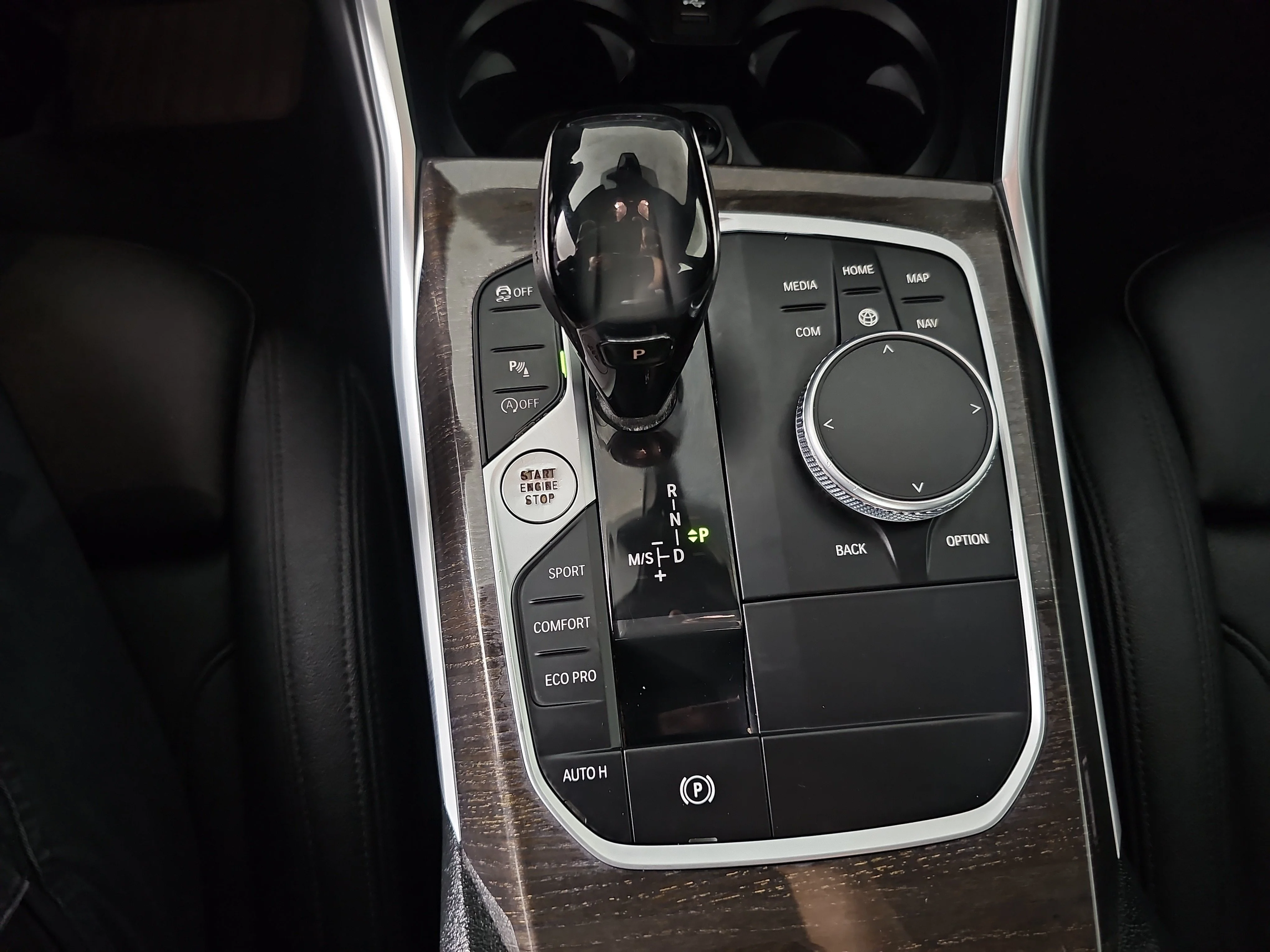 Used 2021 Alpine White BMW  image 27