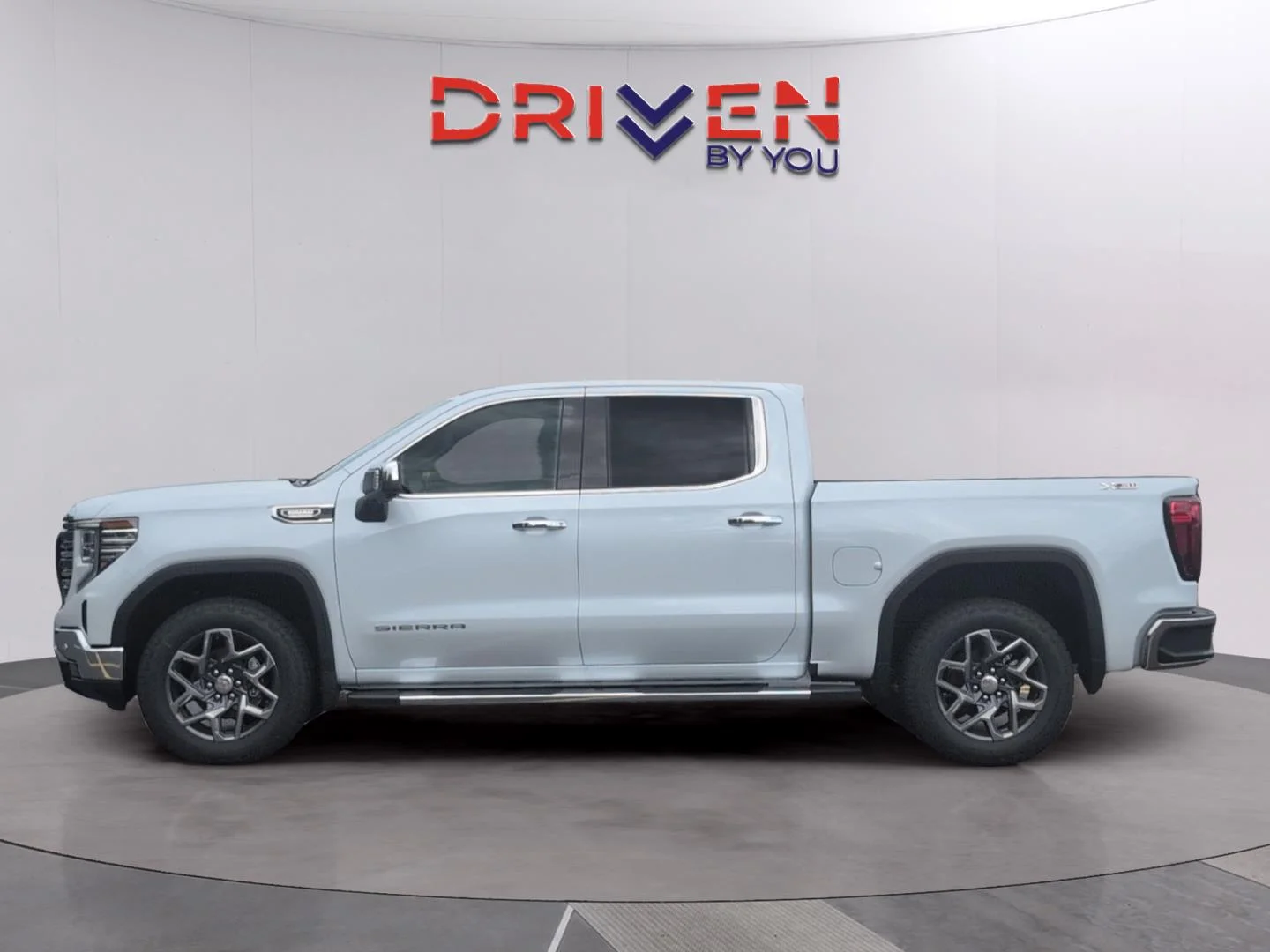 New 2026 Glacier White Tricoat GMC SLT image 2