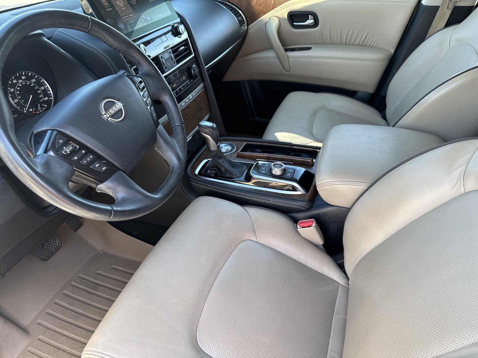 Used 2023 Aspen White Tricoat Nissan SL image 9