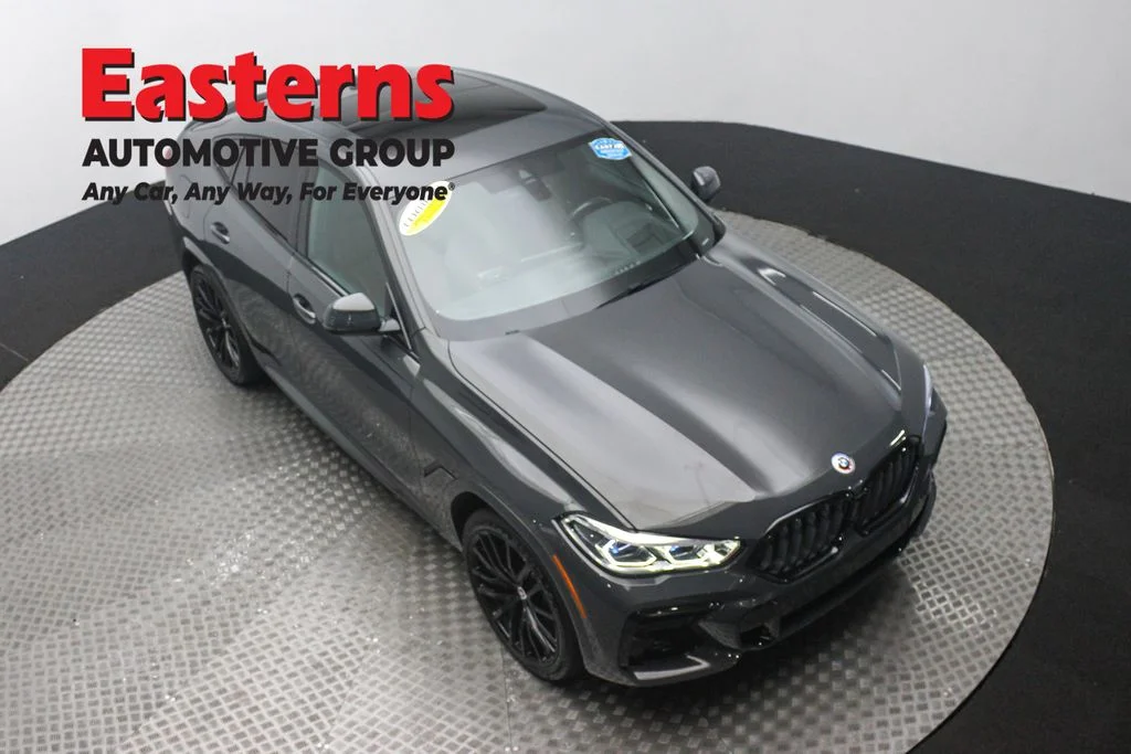 Used 2023 Gray BMW M50i image 3