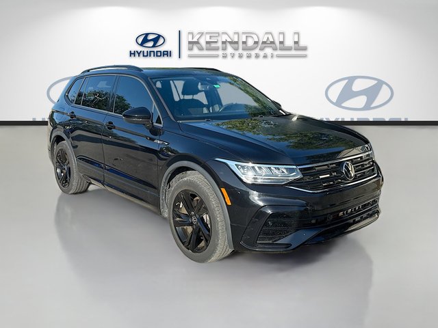 2023 Volkswagen Tiguan SE R-Line Black