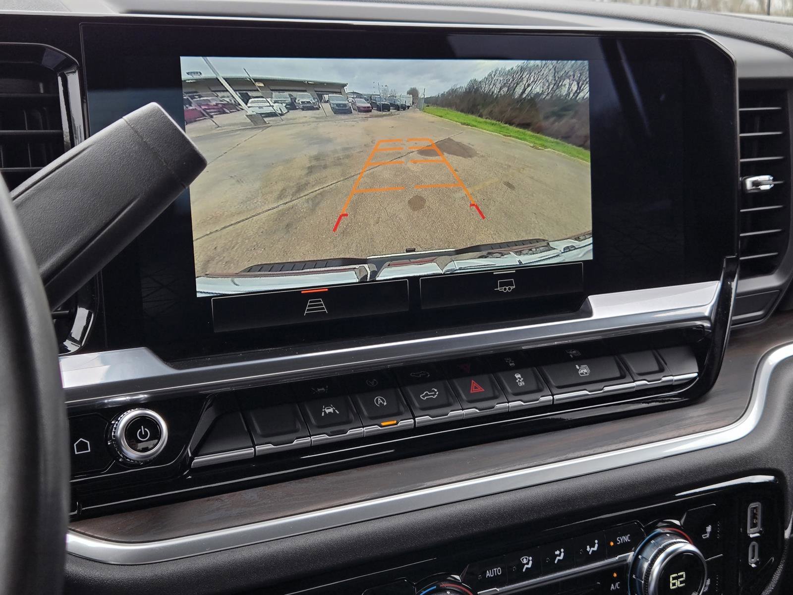 Used 2025 Summit White GMC SLT image 15