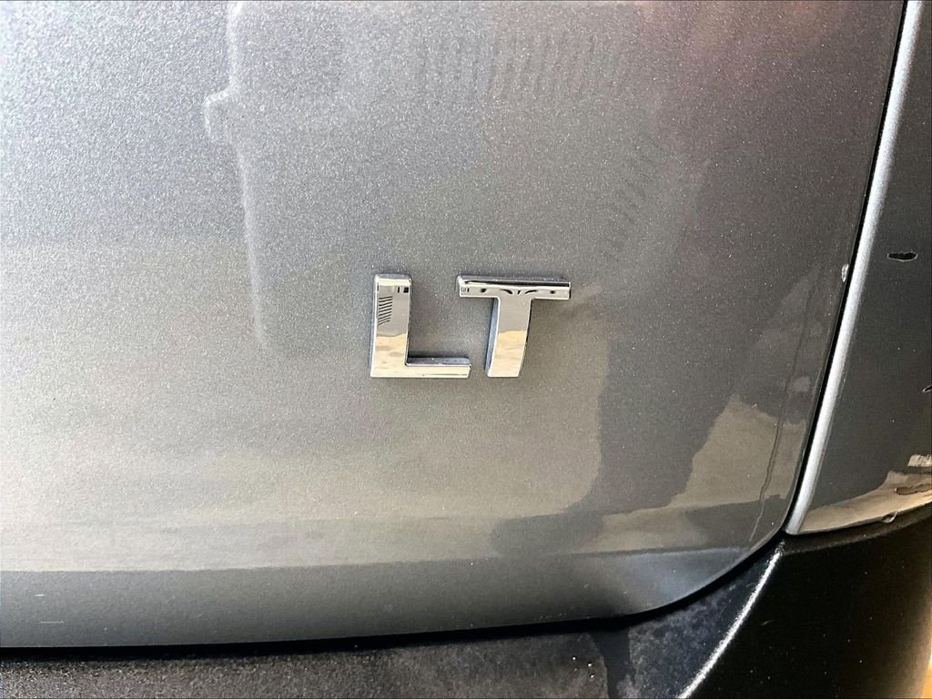 Used 2023 Gray Chevrolet LT image 30