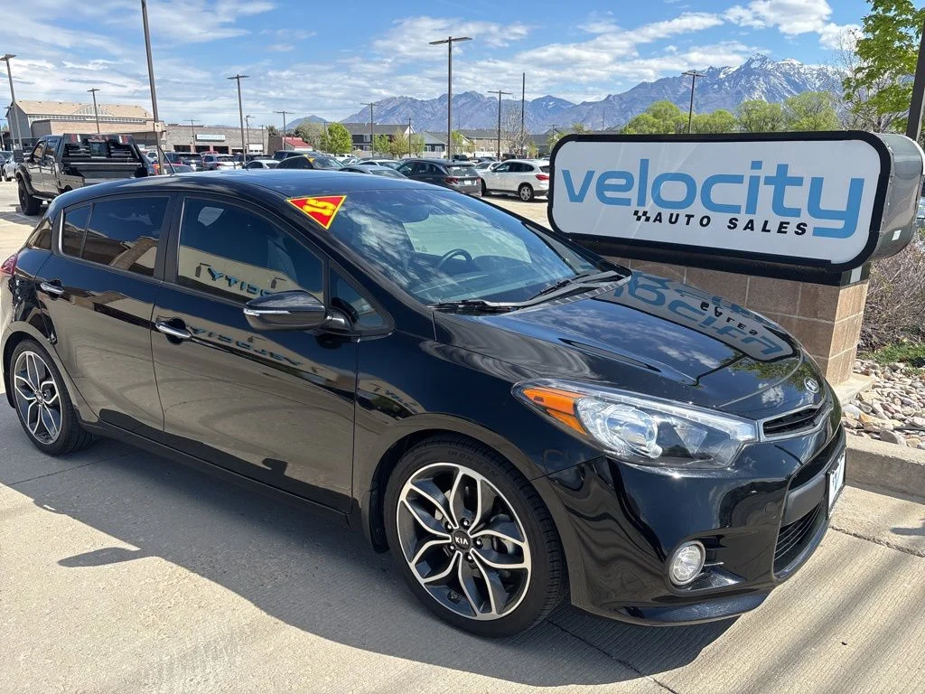 2015 Kia Forte SX AT's photo