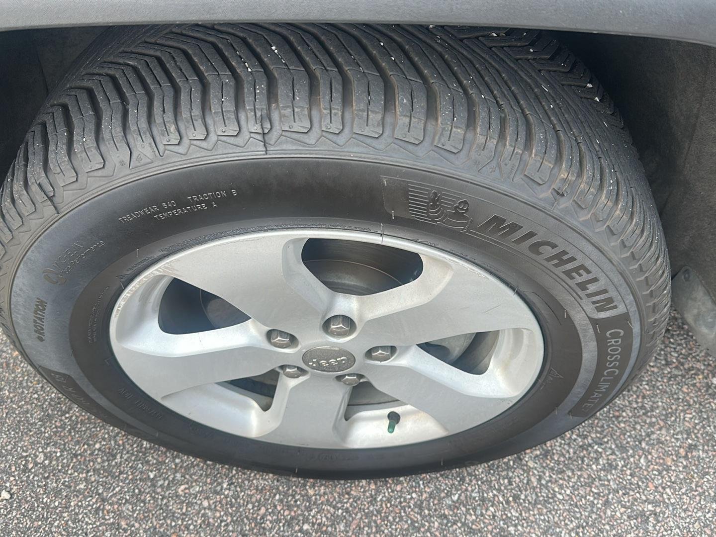 Used 2011 Brilliant Black Crystal Pearl Jeep Laredo image 6