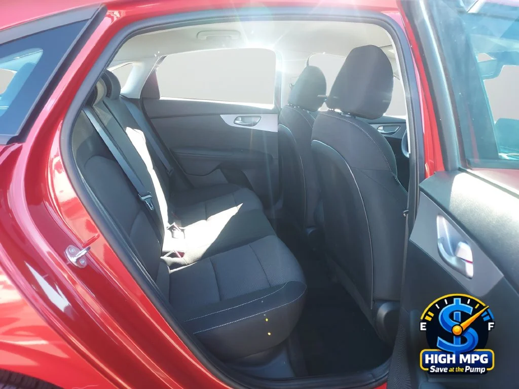 Used 2023 Red Kia LXS image 24