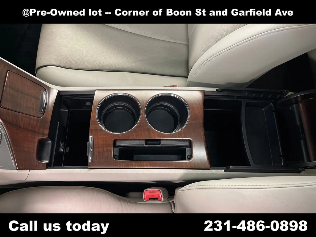 Used 2010 Silver Toyota Base image 24