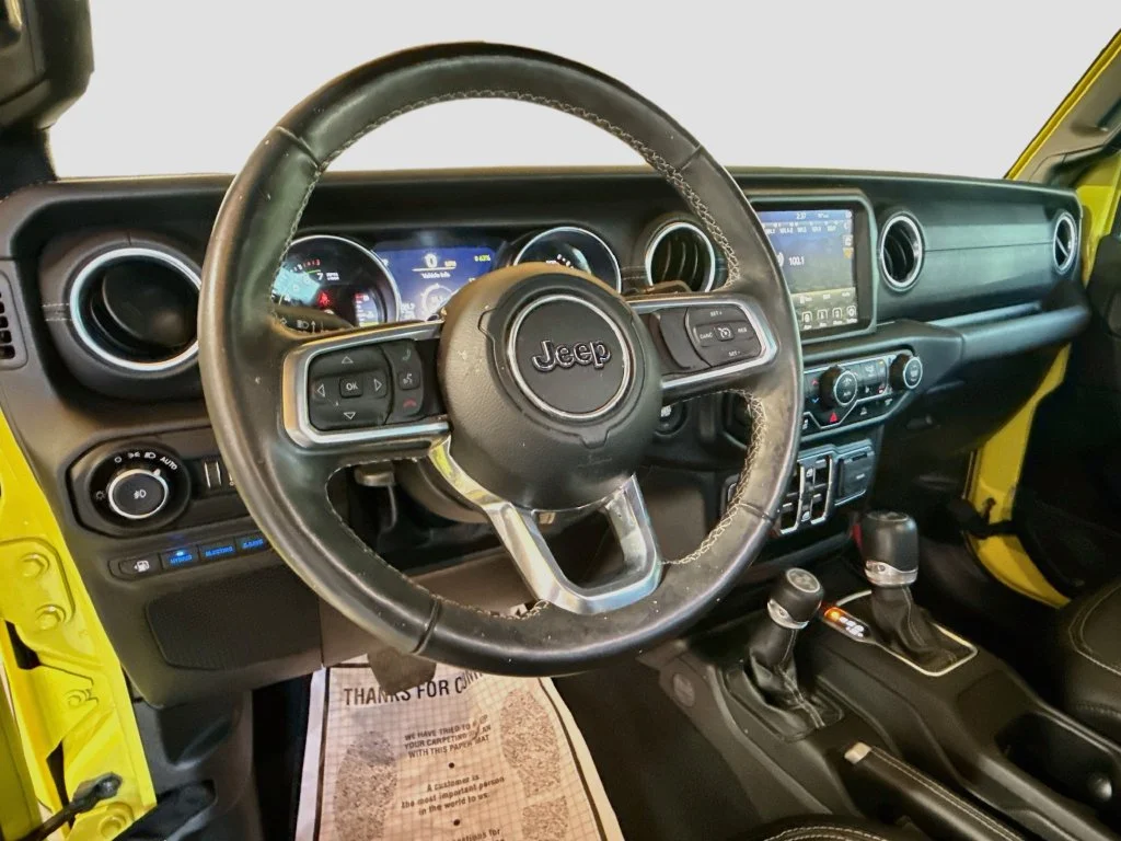 Used 2022  Jeep Unlimited Sahara 4xe image 12