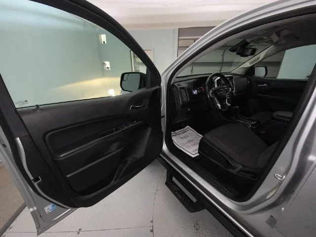 Used 2016 Silver GMC SLE1 image 11