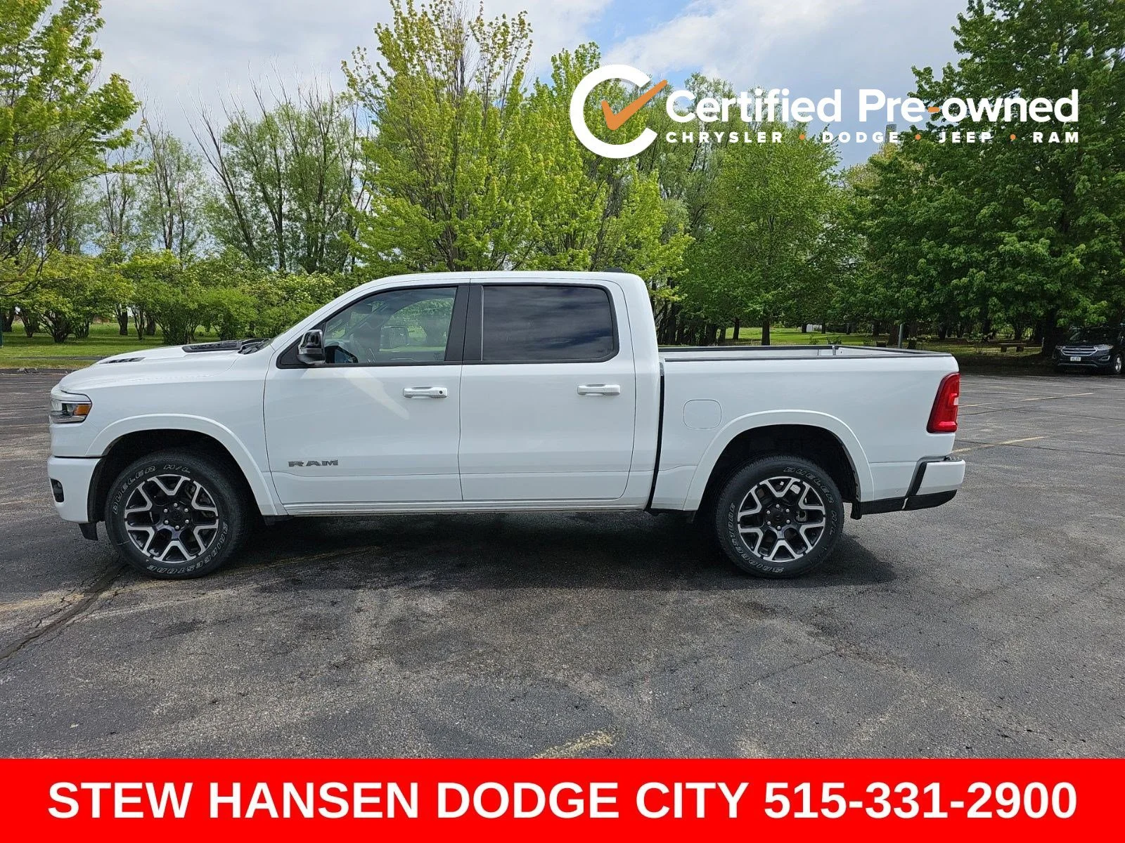 2025 RAM 1500 Laramie 4x4 Crew Cab 5'7's photo