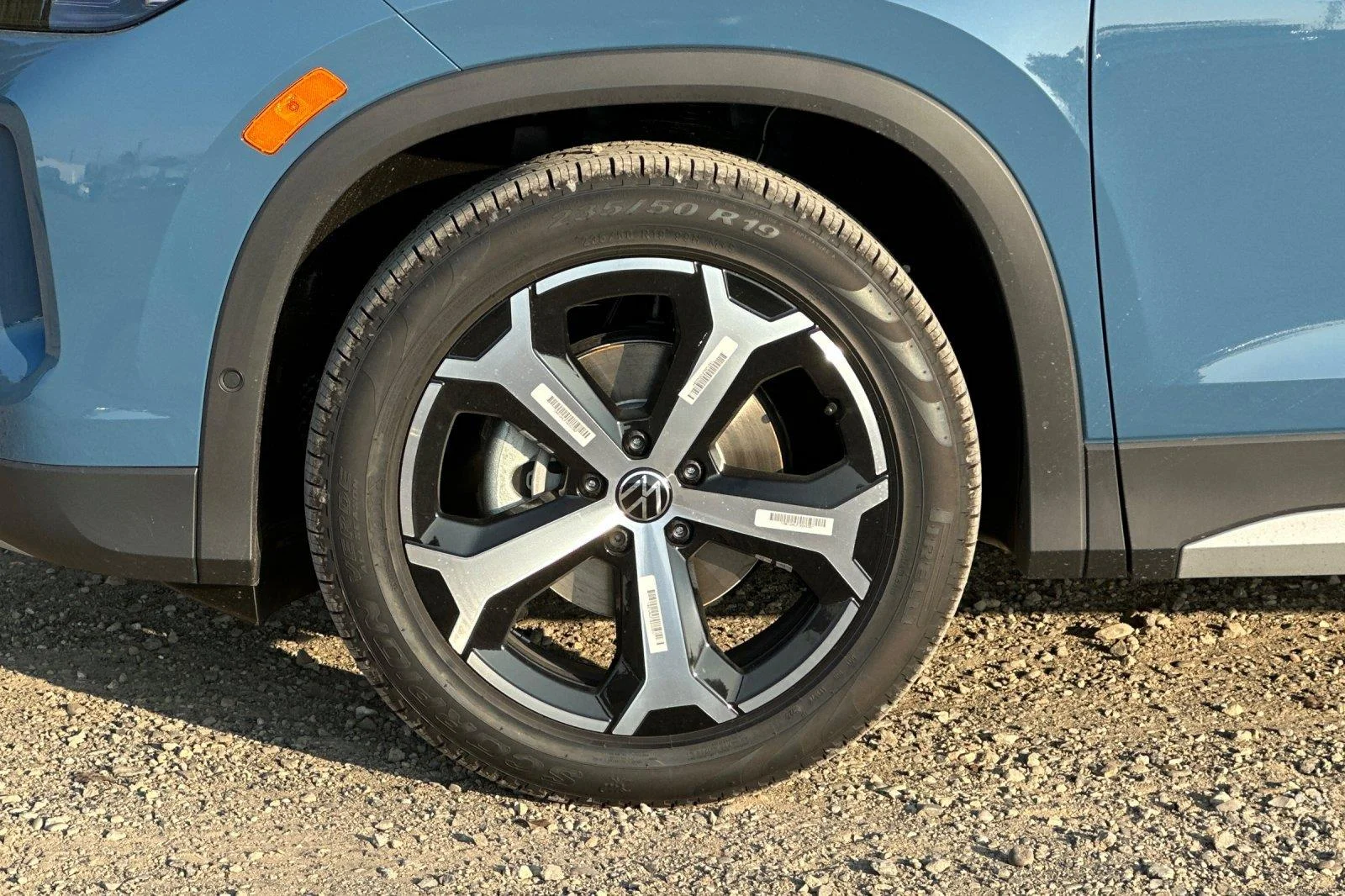 New 2026 Monterey Blue Pearl Volkswagen SE image 24