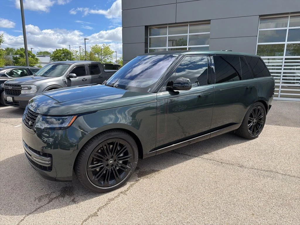 2023 Land Rover Range Rover 3.0 SE LWB 7's photo