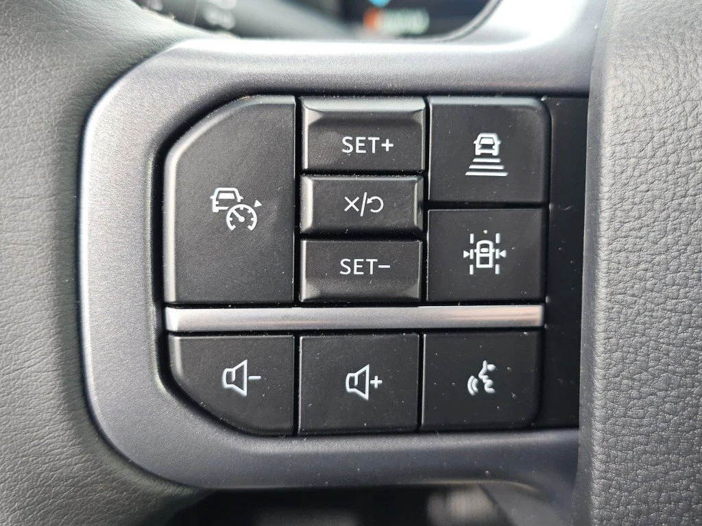 New 2026 Carbonized Gray Metallic Ford XLT image 14