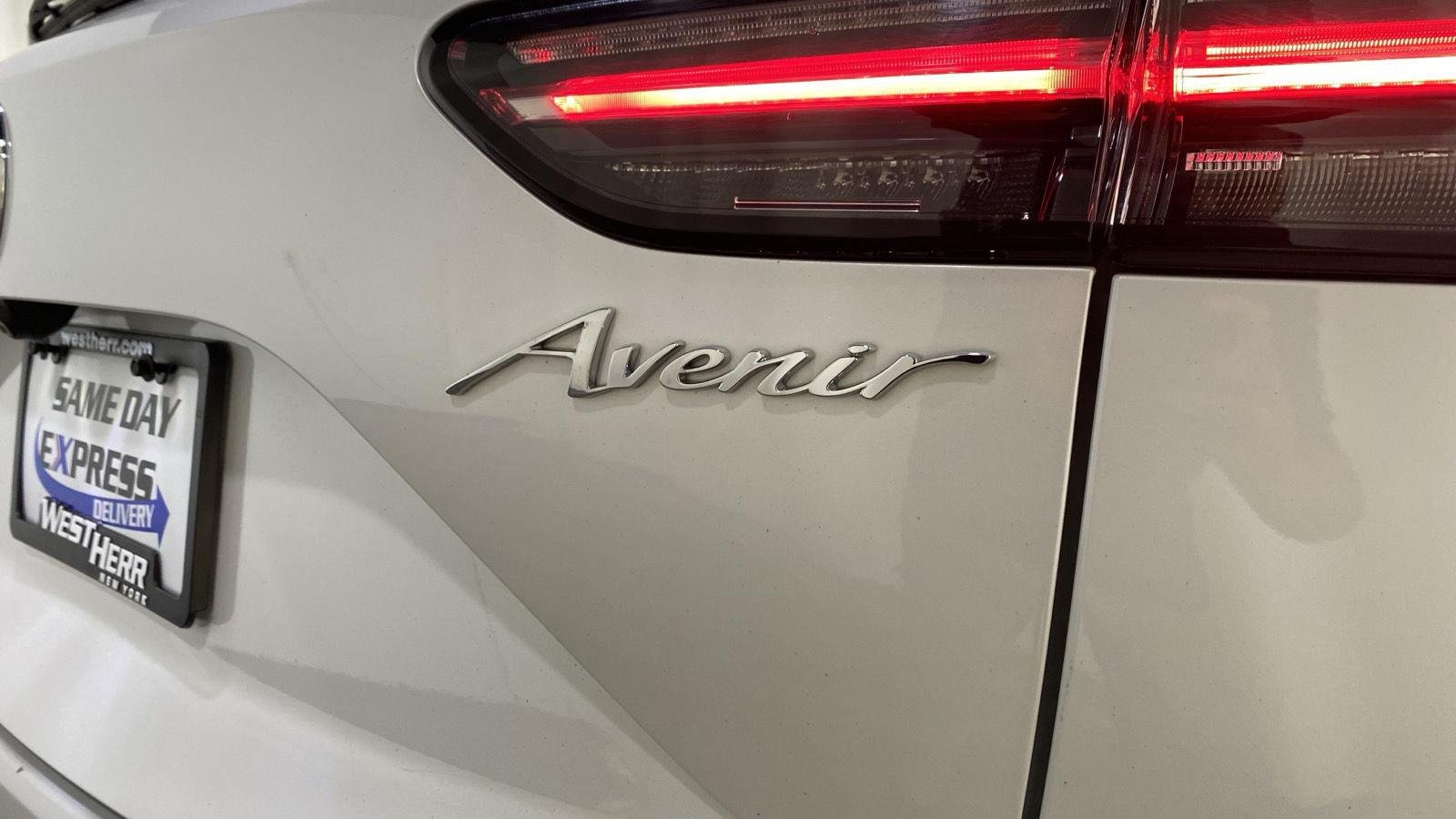 Used 2023 White Frost Tricoat Buick Avenir image 23