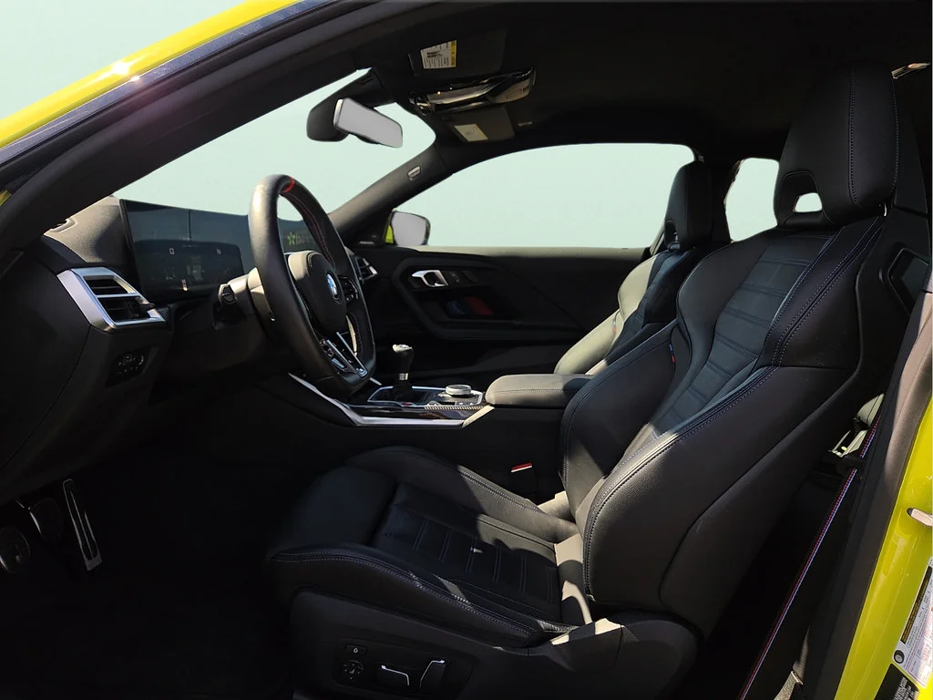 Used 2025  BMW NA image 16