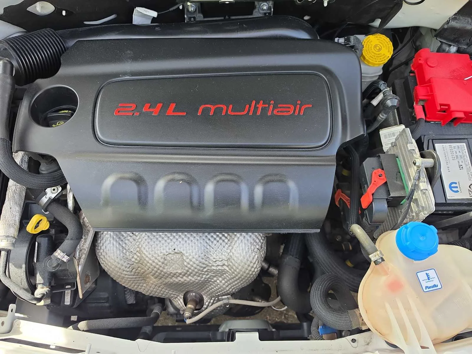 Used 2022 Bright White Ram Tradesman image 13