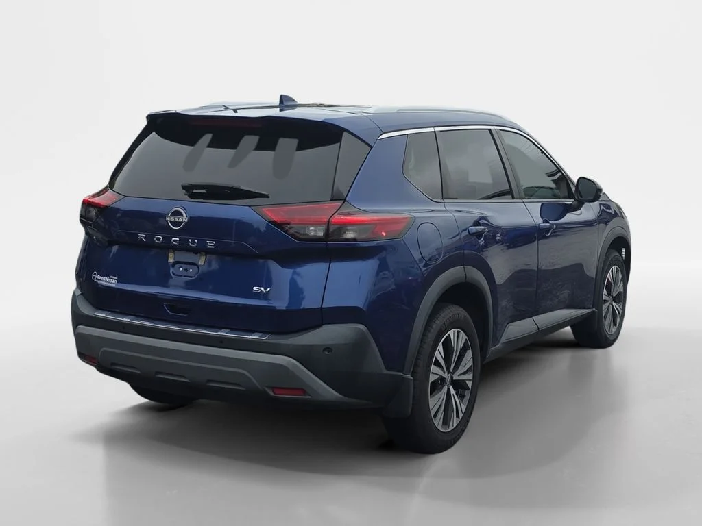 Used 2022 Caspian Blue Metallic Nissan SV image 8