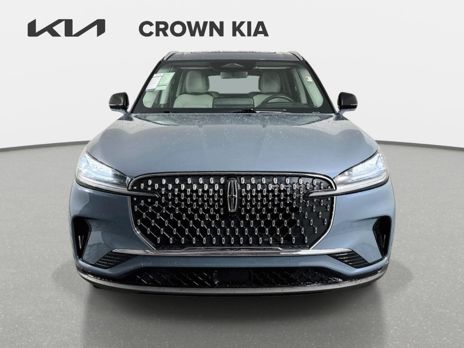 Used 2025 Blue Metallic Lincoln Premiere image 2