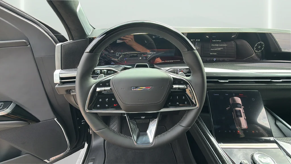 2026 Cadillac Escalade ESV V-Series - Photo 13