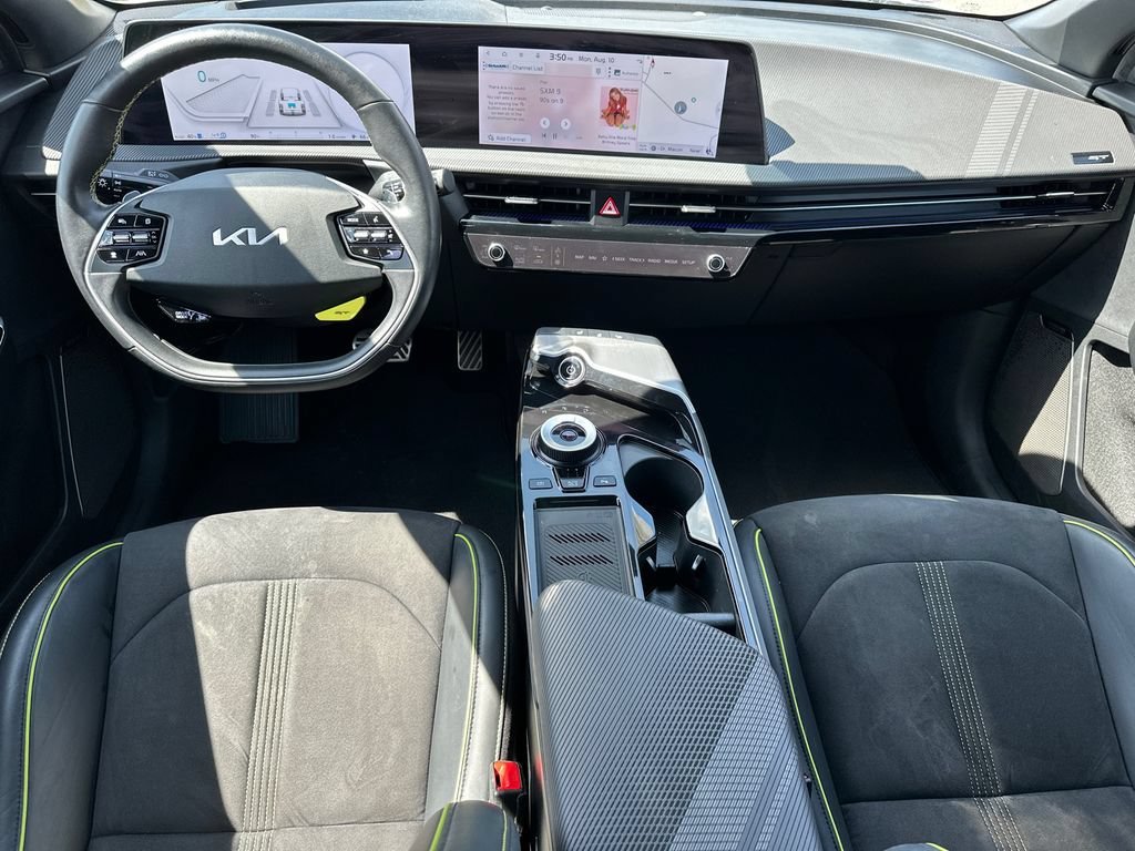 Used 2023  Kia GT image 24