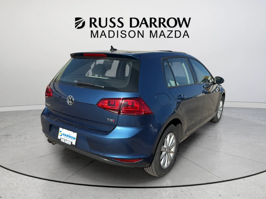 Used 2017 Blue Volkswagen TSI S 4-Door image 5