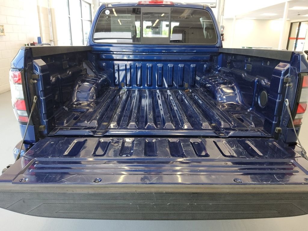 Used 2022 Blue Nissan SV image 28
