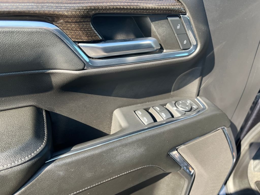 Used 2024 Gray Chevrolet LT image 11