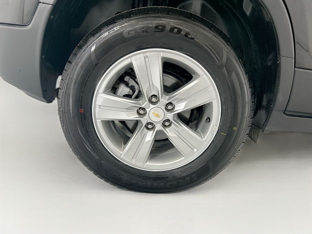 Used 2022 Black Metallic Chevrolet LT image 31