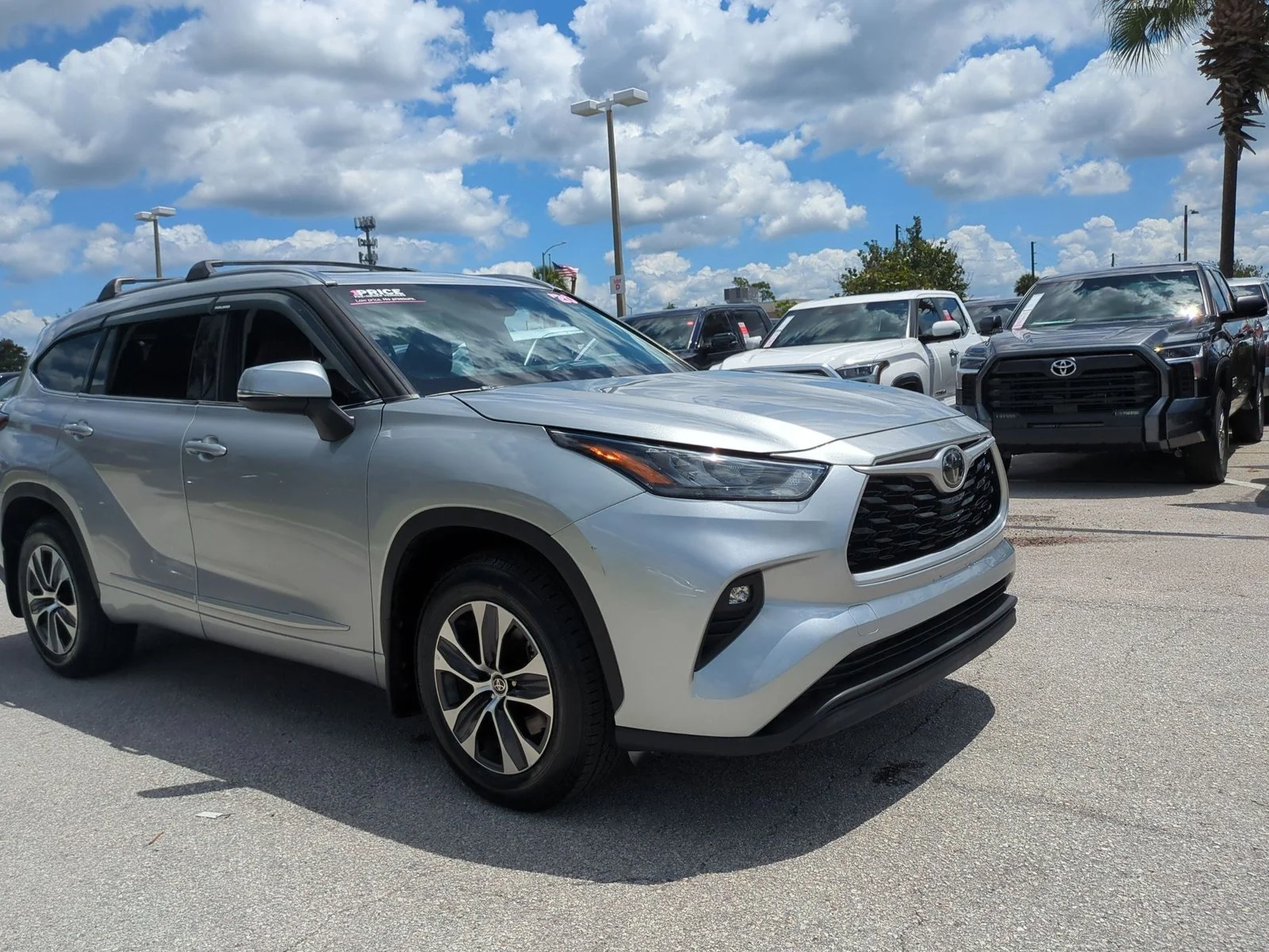 Used 2020 Celestial Silver Metallic Toyota XLE image 3