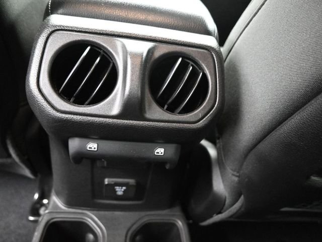 Used 2023 Black Jeep Mojave image 17