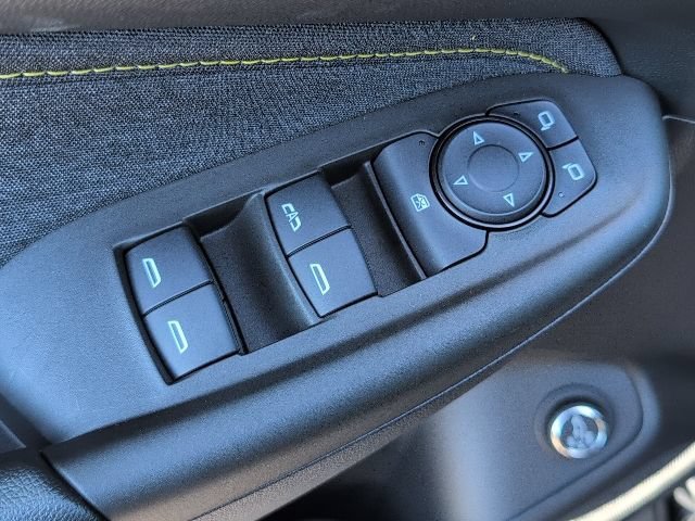 New 2026 Mosaic Black Metallic Chevrolet ACTIV image 17