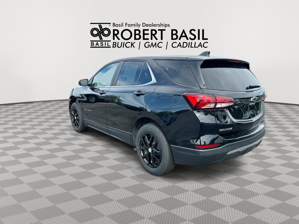 Used 2022 MOSAIC BLACK METALLIC Chevrolet LT image 6