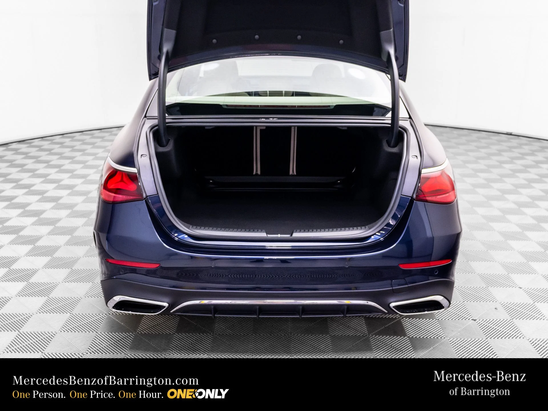 New 2026 Blue Mercedes-Benz E 350 image 38