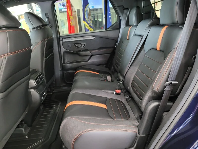 New 2026 Obsidian Blue Pearl Honda TRAILSPORT AWD image 8