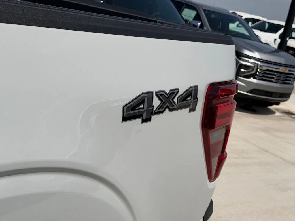 New 2026 Avalanche Ford Platinum® image 11