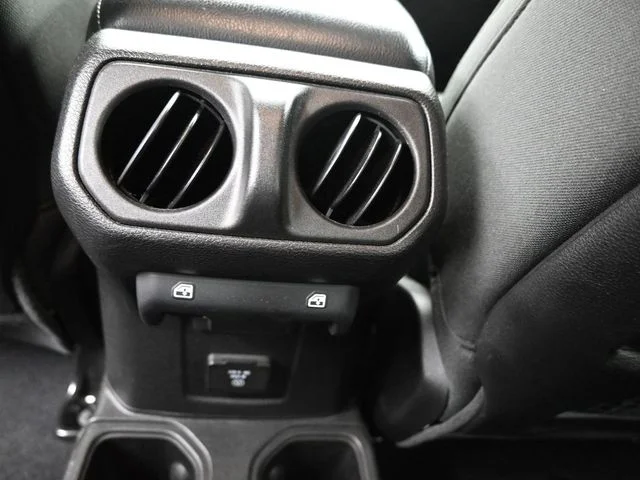 Used 2023 Black Jeep Mojave image 17