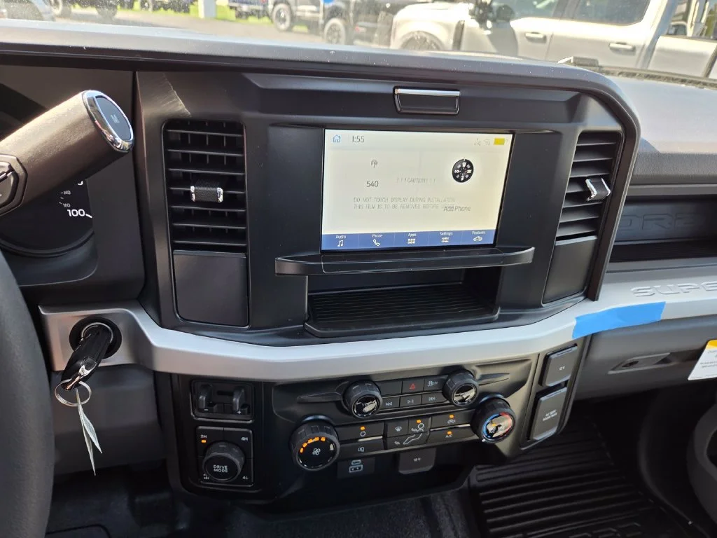 New 2027 Oxford White Ford F-350® XL image 5
