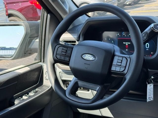 New 2026 Carbonized Gray Metallic Ford XLT image 7