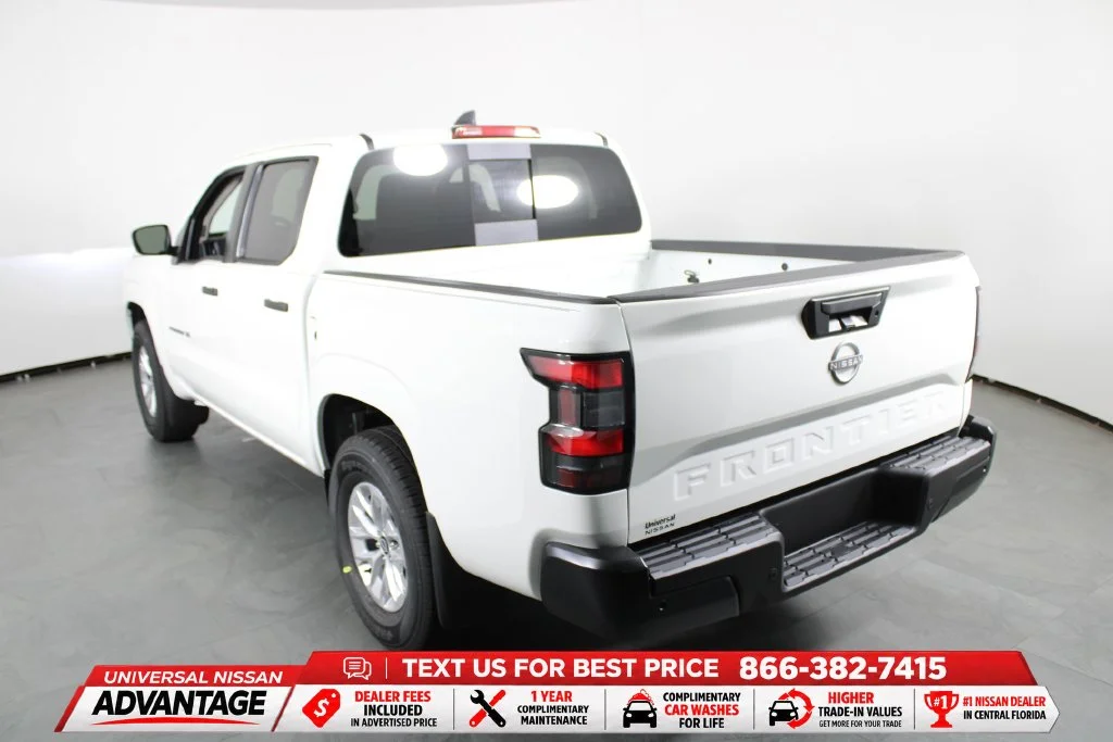 New 2027 Glacier White Nissan Crew Cab S image 4