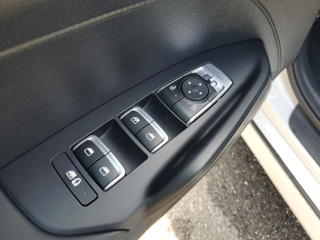 2026 Kia K5 LXS - Photo 23