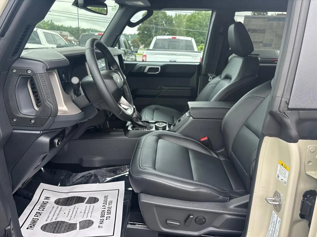 New 2026 Desert Sand Ford Outer Banks® image 23