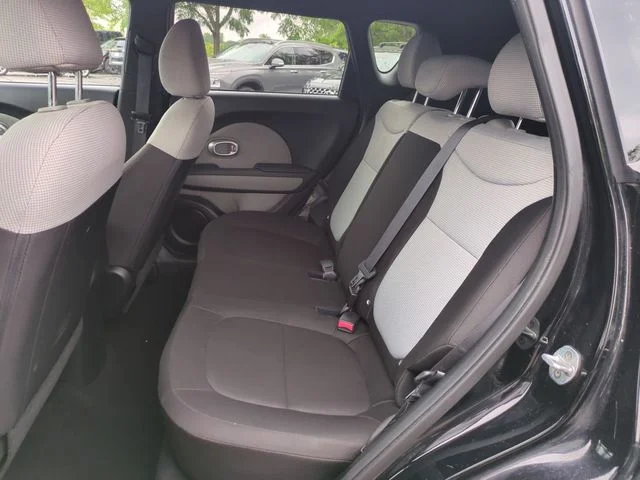 Used 2016 Black Kia Base image 21
